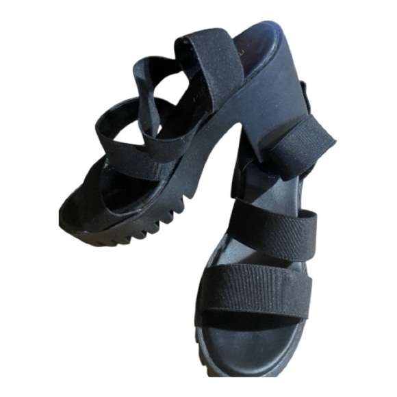 Madden Girl Black Platform Strap Chunky Heels - Picture 5 of 8